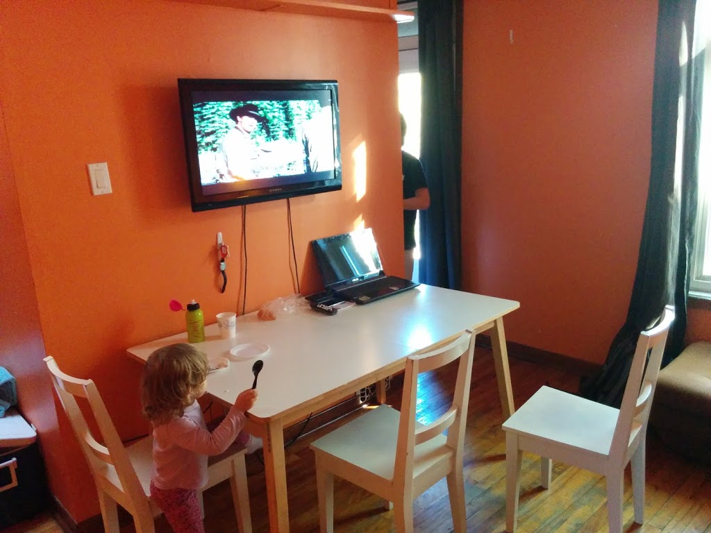 Ottawa Backpackers Inn | 203 York St, Ottawa, ON K1N 5T7, Canada | Phone: (613) 241-3402