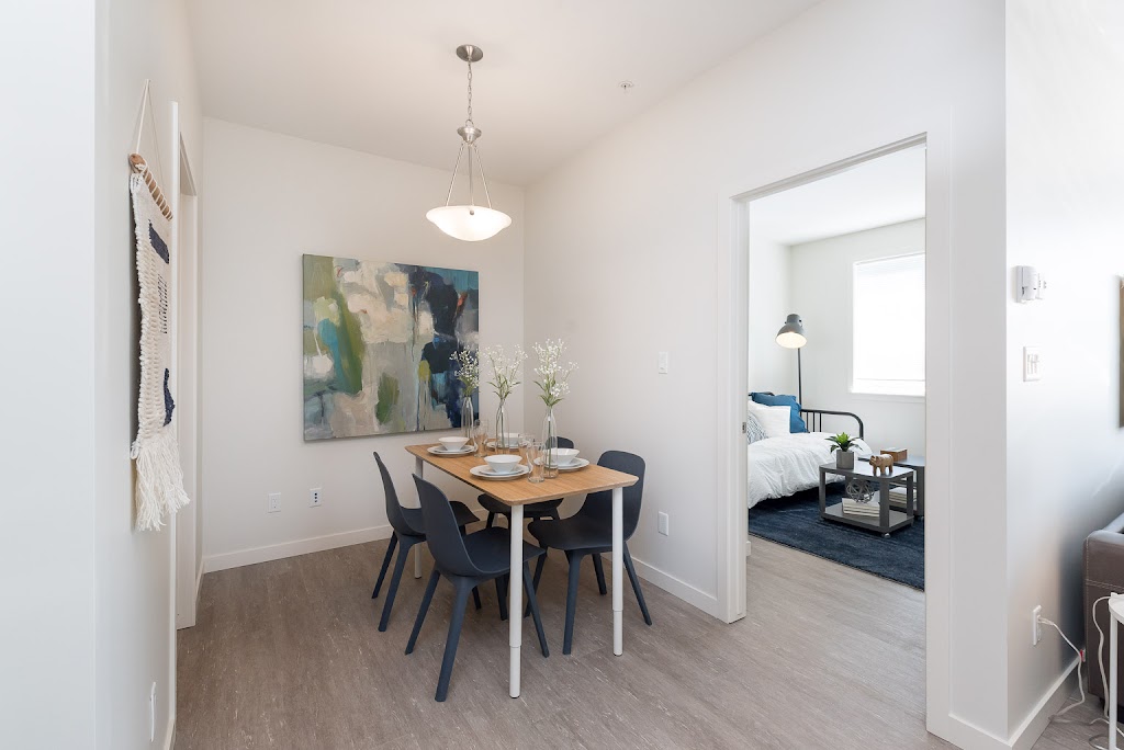 Pinnacle Pointe North | 17814 97 St NW #17804, Edmonton, AB T5Z 2E6, Canada | Phone: (780) 406-4423