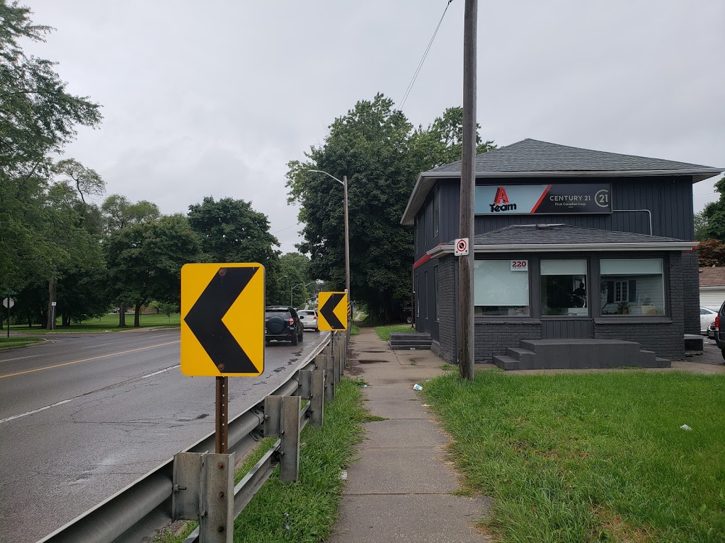A Team | 220 Wellington Rd, London, ON N6C 5G3, Canada | Phone: (519) 872-8326