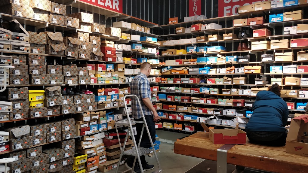 Whistler Blackcomb Outlet Store | 101-40147 Glenalder Pl, Squamish, BC V8B 0G2, Canada | Phone: (604) 898-3115