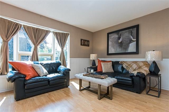 Angel Lyons - Real Estate Agent | 475 Main St E, Milton, ON L9T 1R1, Canada | Phone: (905) 691-6147
