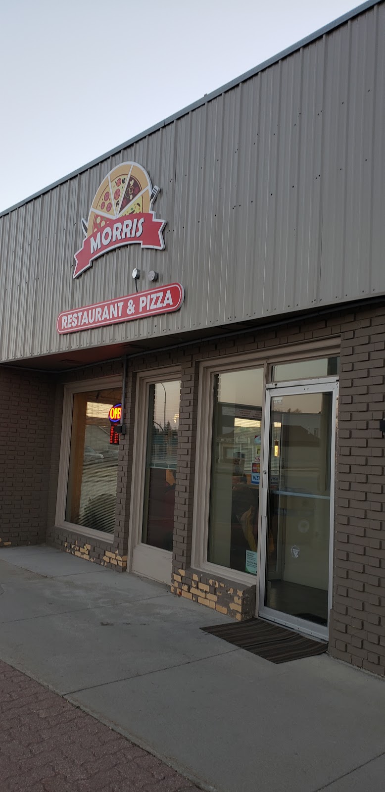 Morris Restaurant and Pizza | 139 Main St, Morris, MB R0G 1K0, Canada | Phone: (204) 809-1029