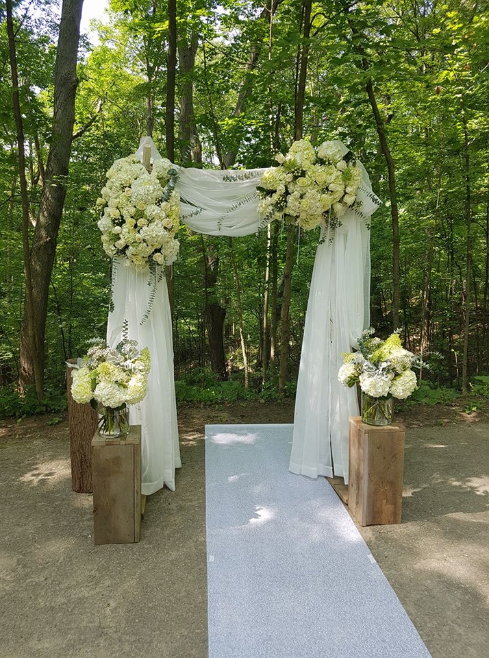 Lasting Expressions Floral Design | 555 Rossland Rd E, Oshawa, ON L1K 1K8, Canada | Phone: (905) 728-4299