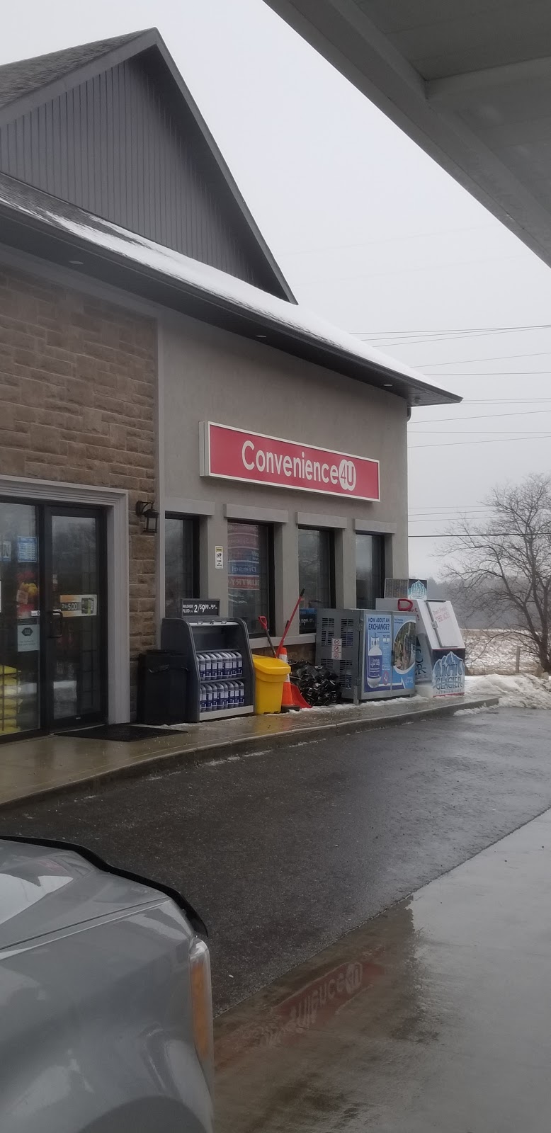 Esso | 16380 Jane St, Kettleby, ON L0G 1J0, Canada | Phone: (905) 726-9005