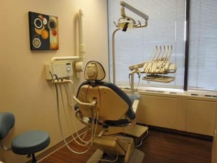 Parkway Place Dental - Dr. Daniel Munteanu | 255 Consumers Rd Suite 210, North York, ON M2J 1R4, Canada | Phone: (416) 502-3200