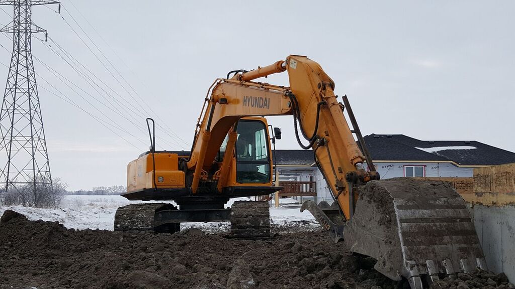 Taras Gravel Supplies Ltd | 65134 Pineridge Rd 24E, Manitoba R2C 2Z2, Canada | Phone: (204) 224-3176