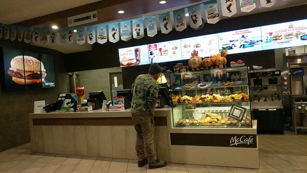 McDonalds | 990 Autoroute des Laurentides, Saint-Jérôme, QC J5L 2S4, Canada | Phone: (450) 224-0110