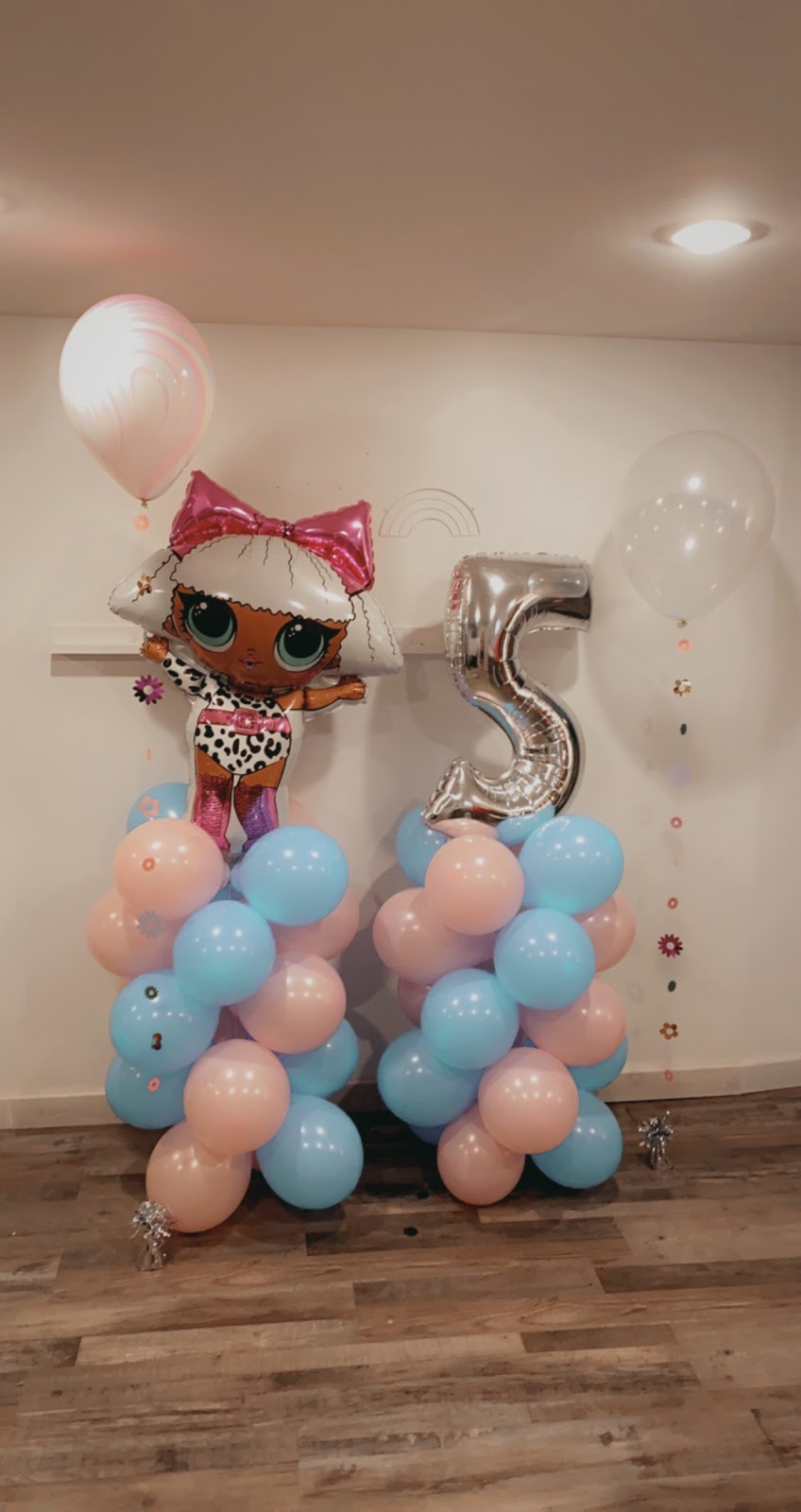 Balloon Baddies | 156 Capel St, Sarnia, ON N7T 6T1, Canada | Phone: (519) 466-0847