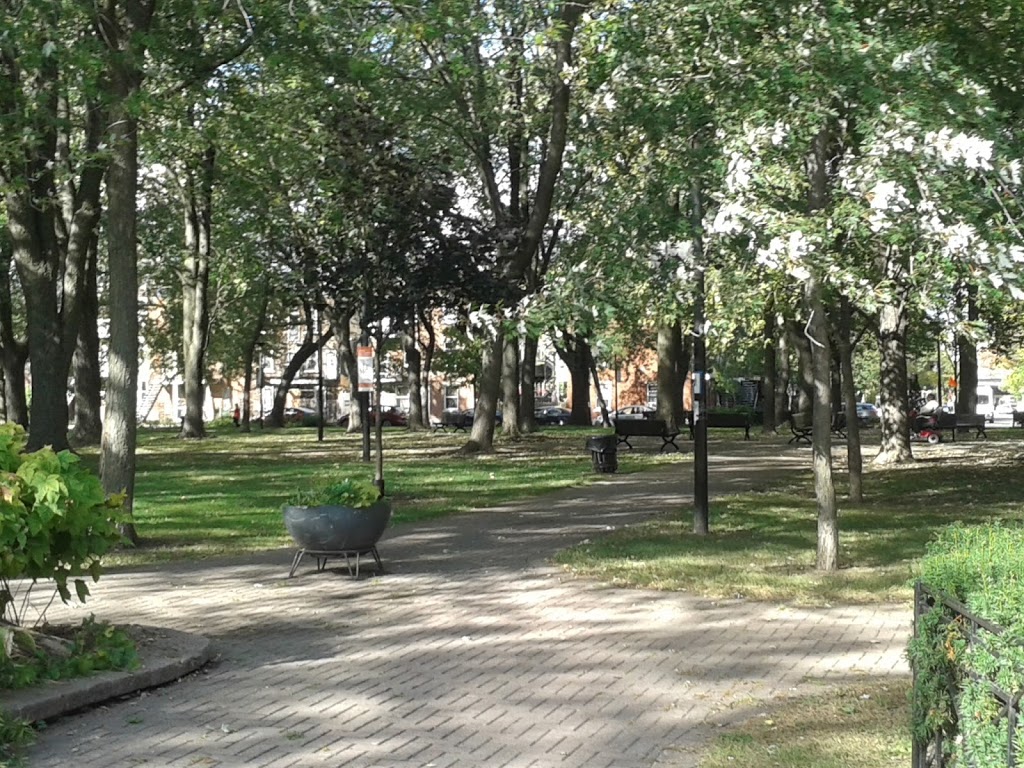 Parc St-Paul | Rue Angers, Montréal, QC H4E 1M1, Canada | Phone: (514) 872-0311