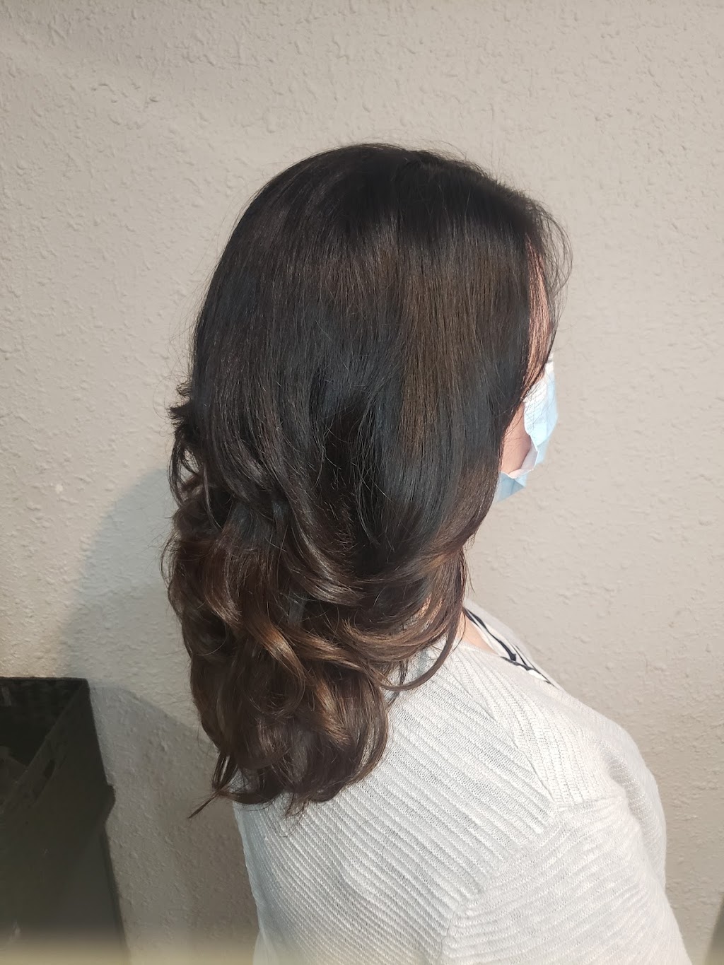 Oasis Hair | 213 19 St NW, Calgary, AB T2N 2H9, Canada | Phone: (403) 270-8884