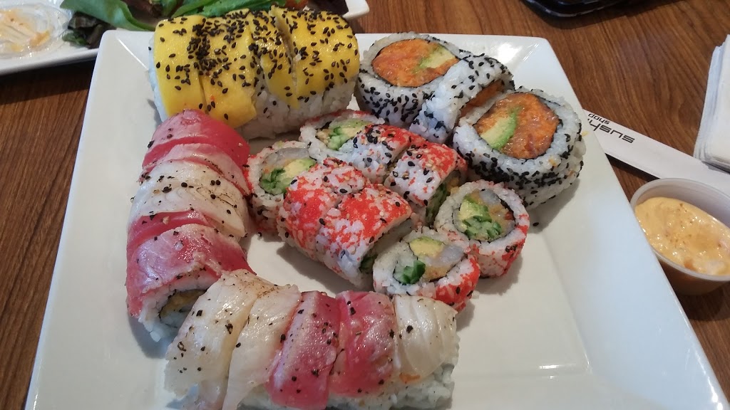 Sushi Shop | 633 Boulevard Jutras E, Victoriaville, QC G6P 7H4, Canada | Phone: (819) 795-3888