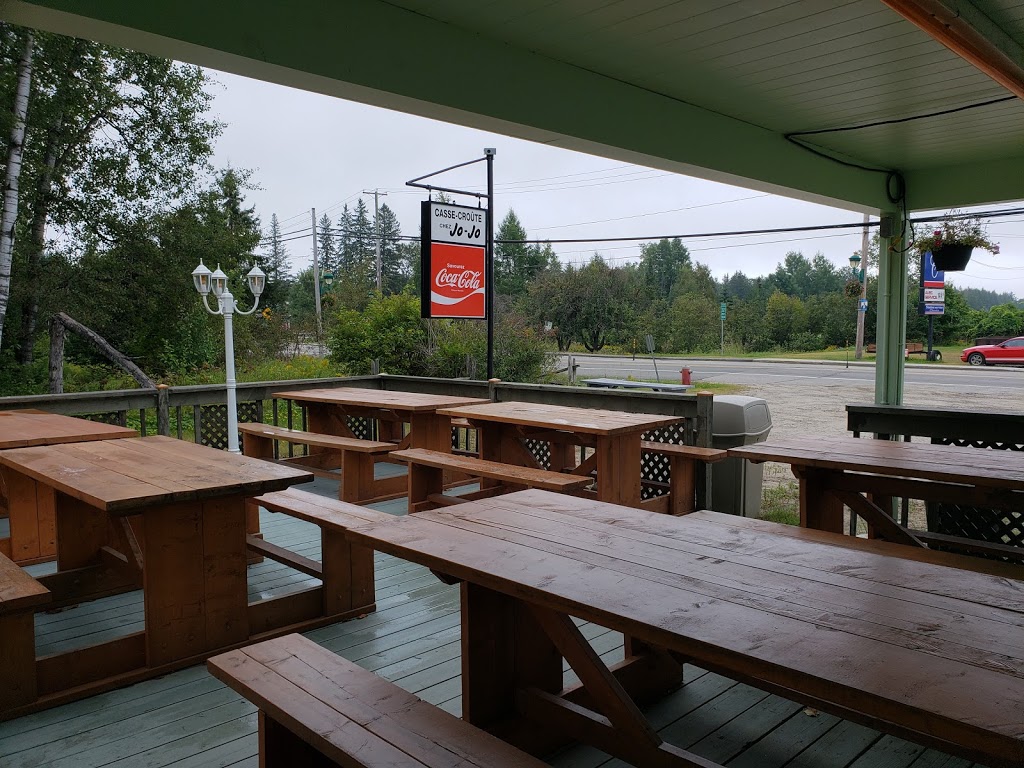 Casse-Croute Chez Jojo | 2143 Chemin du Tour du Lac, Nominingue, QC J0W 1R0, Canada | Phone: (819) 278-4774