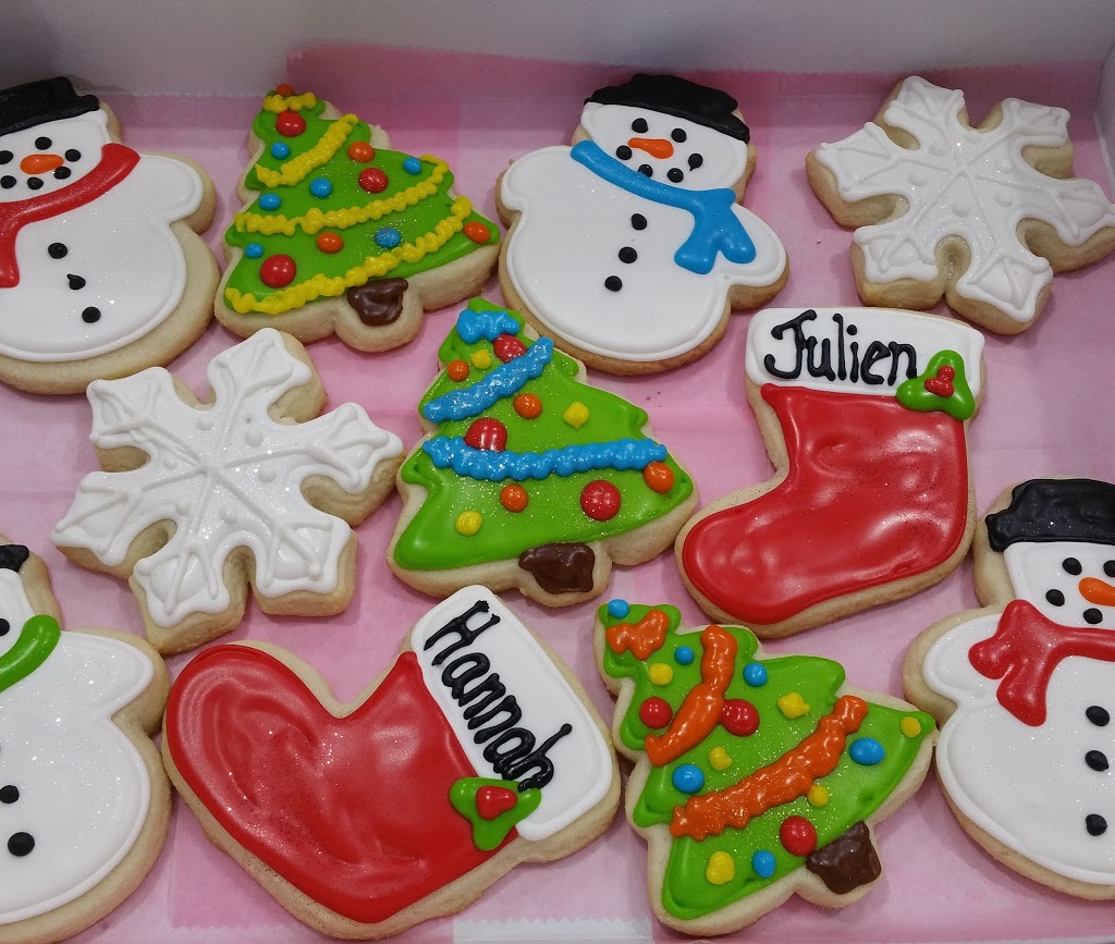 Cakes By Jez | 672 The Queensway S, Keswick, ON L4P 2G7, Canada | Phone: (905) 535-2253