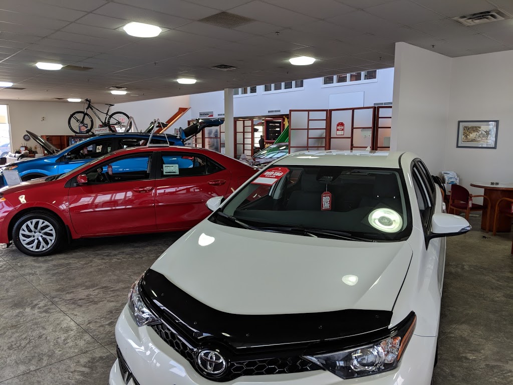 Guelph Toyota | 635 Woodlawn Rd W, Guelph, ON N1K 1E9, Canada | Phone: (519) 837-3340