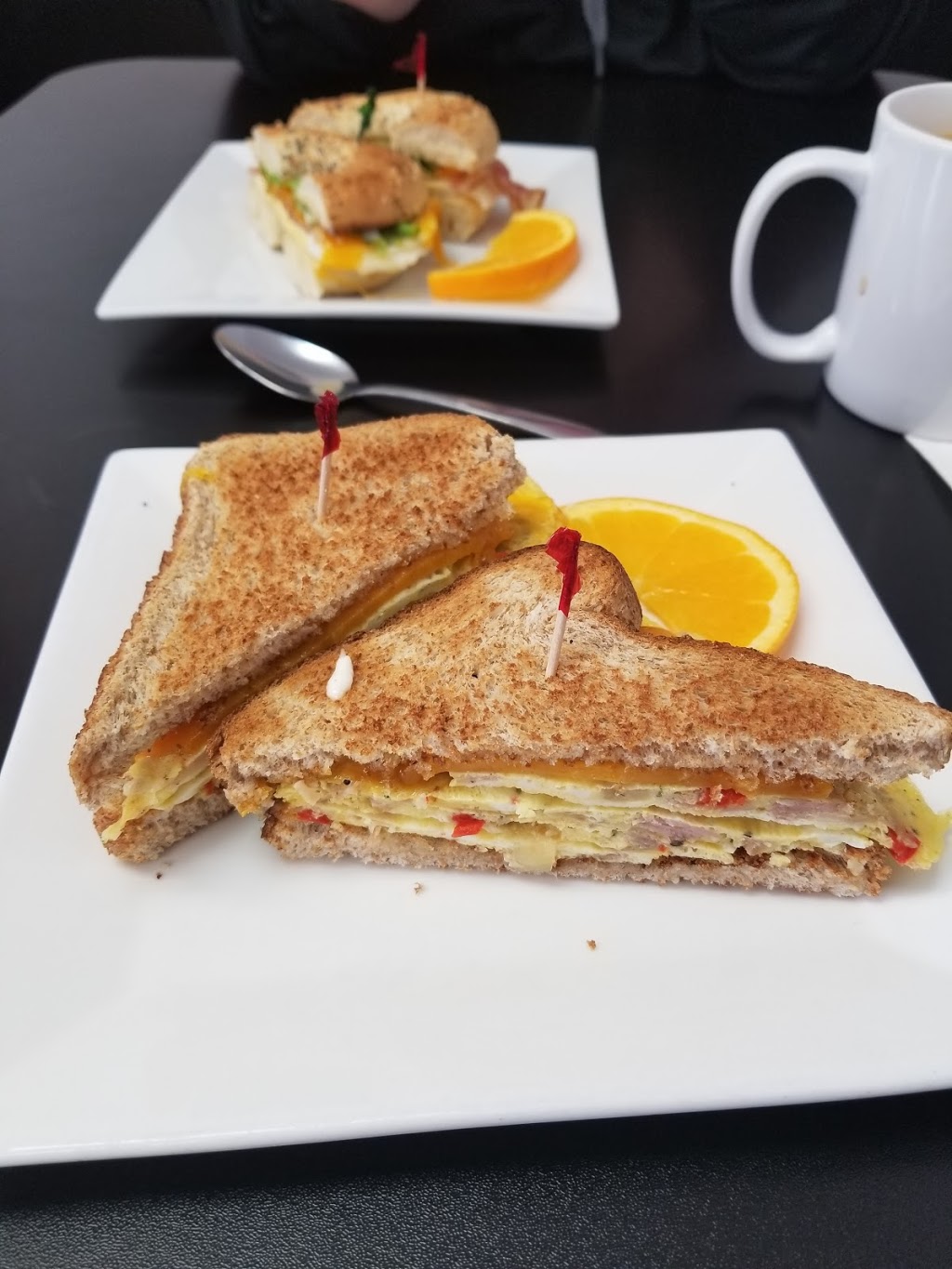 Ritzy Cakes & Eatery | 20 Alice St, Waterford, ON N0E 1Y0, Canada | Phone: (519) 443-0964
