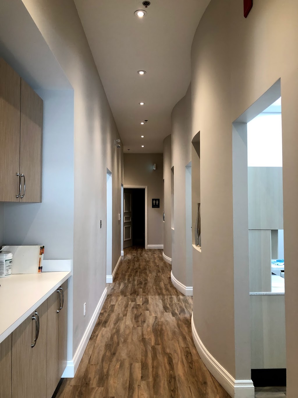 Dr. Simon Pong Family and Cosmetic Dentistry | 353 Iroquois Shore Rd #2, Oakville, ON L6H 1M3, Canada | Phone: (905) 844-6221