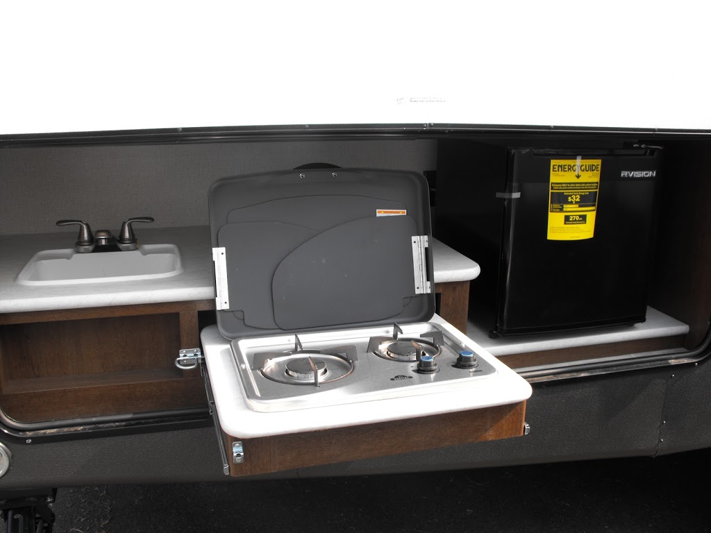 Hub City RV | 7357 Industrial Rd, Lantzville, BC V0R 2H0, Canada | Phone: (250) 933-0700