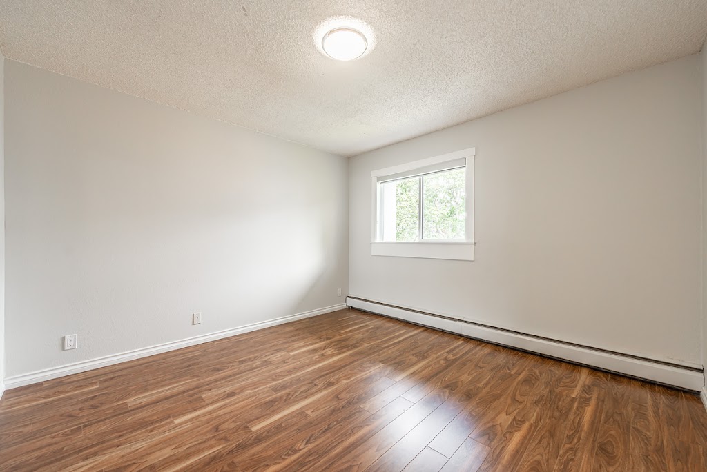 Lord Harley Apartments | 3220 Quadra St, Victoria, BC V8X 1G4, Canada | Phone: (250) 410-1781