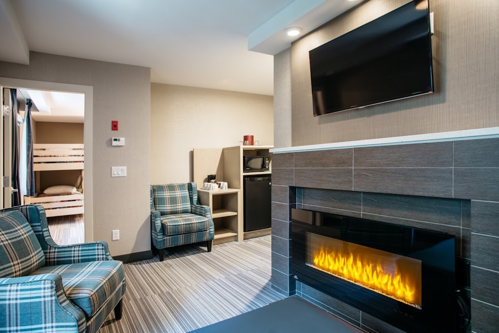 Mountaineer Lodge | 101 Village Rd, Lake Louise, AB T0L 1E0, Canada | Phone: (403) 522-3844