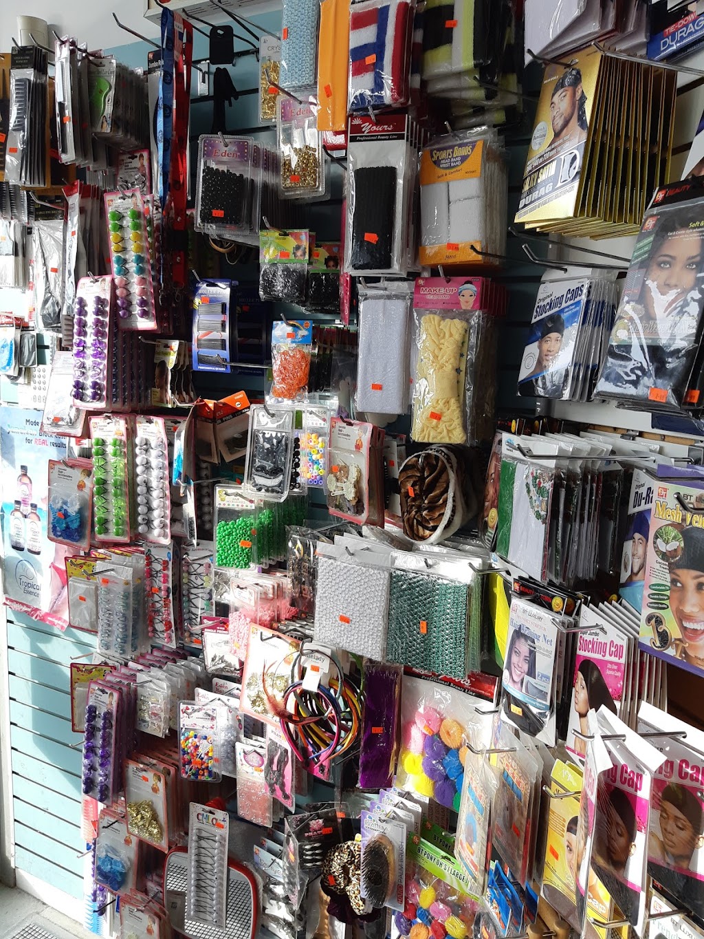 Depot Cosmetiques | 5825 Bd Léger, Montréal-Nord, QC H1G 6E1, Canada | Phone: (438) 289-4057