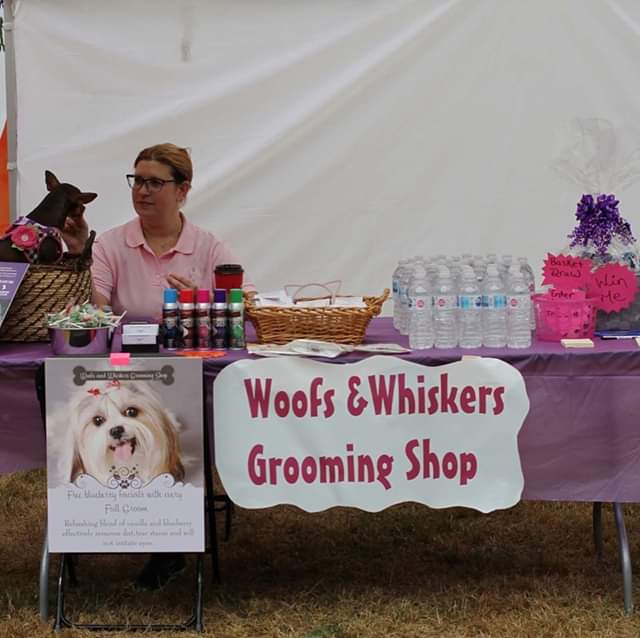 Woofs & Whiskers Grooming Shop | 14715 108 Ave, Surrey, BC V3R 1V9, Canada | Phone: (604) 498-6006