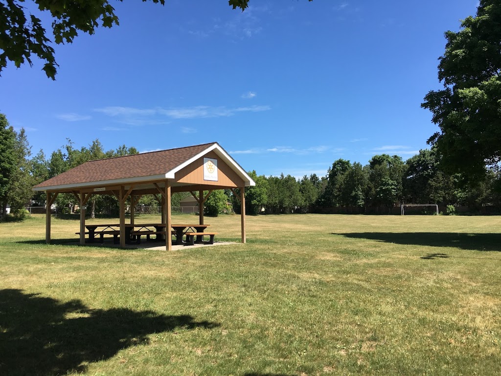 Hillsburgh Park | 11 Mill St, Hillsburgh, ON N0B 1Z0, Canada