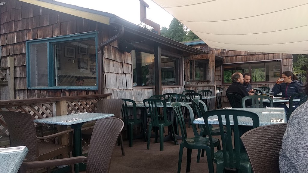 Genoa Bay Cafe | 5000 Genoa Bay Rd #9, Duncan, BC V9L 5Y8, Canada | Phone: (250) 746-7621