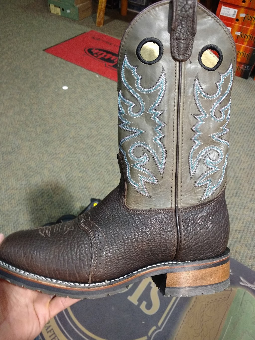 Lammles Western Wear | 322 - 6800 48 Ave, Camrose, AB T1R 1B8, Canada | Phone: (780) 672-9629