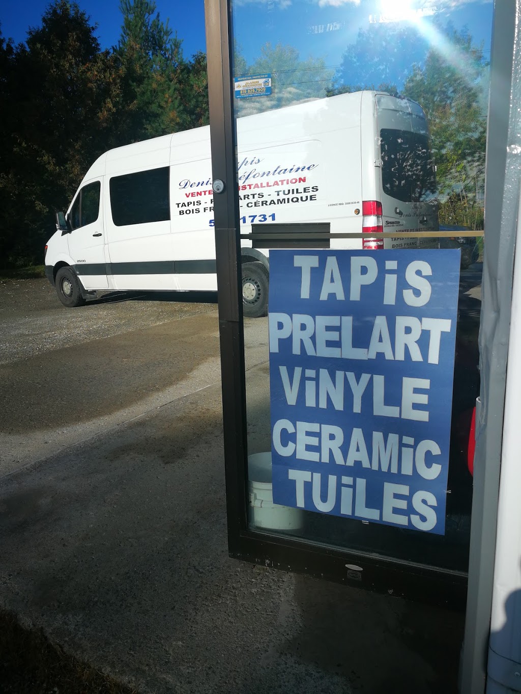 Tapis Denis Prefontaine Enr | 1813 Rue Dunant, Sherbrooke, QC J1H 6L5, Canada | Phone: (819) 569-1731