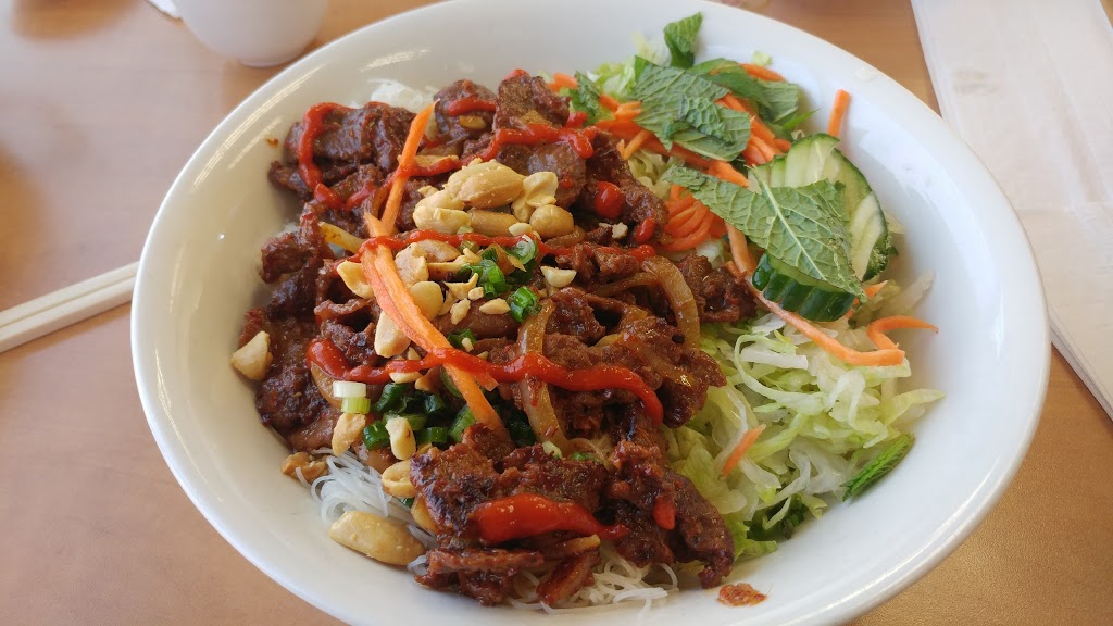 Pho Dui Bo Restaurant | 15 Cannon St E, Hamilton, ON L8L 1Z6, Canada | Phone: (905) 525-0100