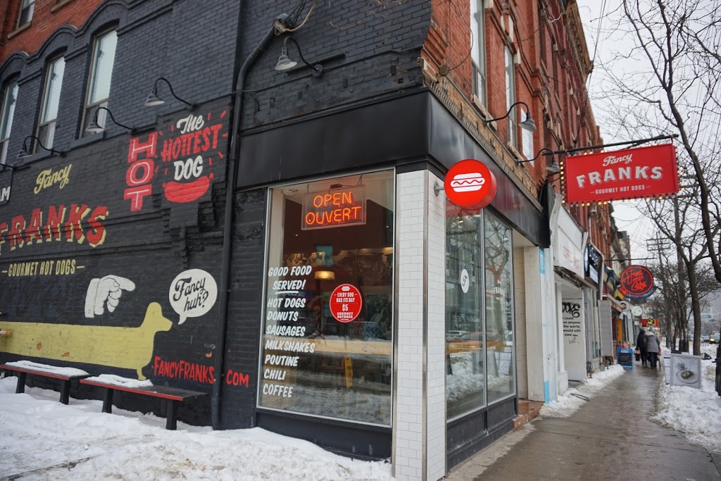 Hopper coffee | 324 College St, Toronto, ON M5T 1S3, Canada