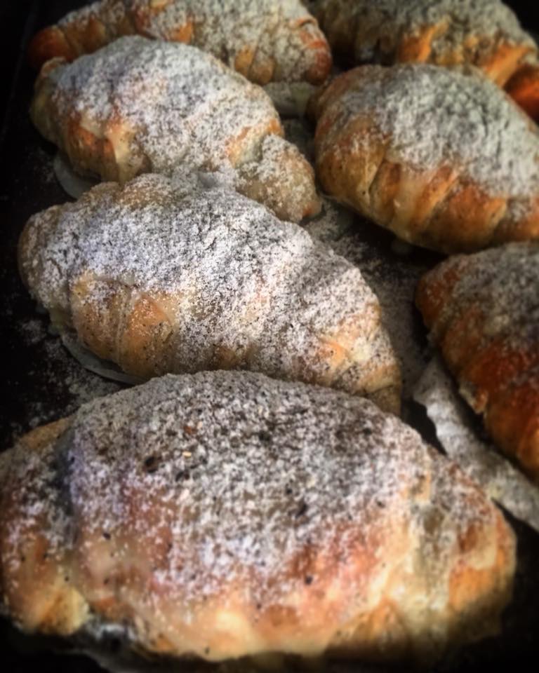 JYQ Bakery (St. Clair Pick Up) | 1 St Clair Ave W, Toronto, ON M4V 1K6, Canada