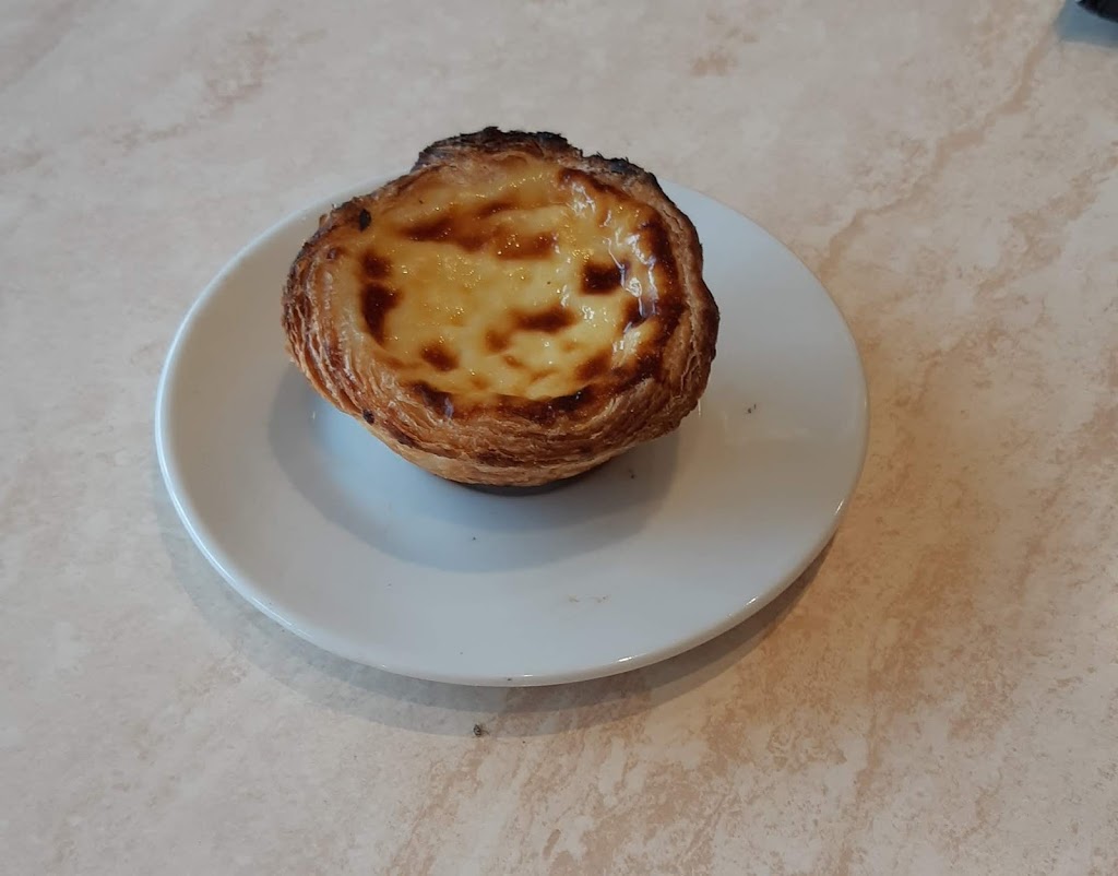 Paris Bakery | 654 Lansdowne Ave, Toronto, ON M6H 3Z5, Canada | Phone: (416) 532-9203