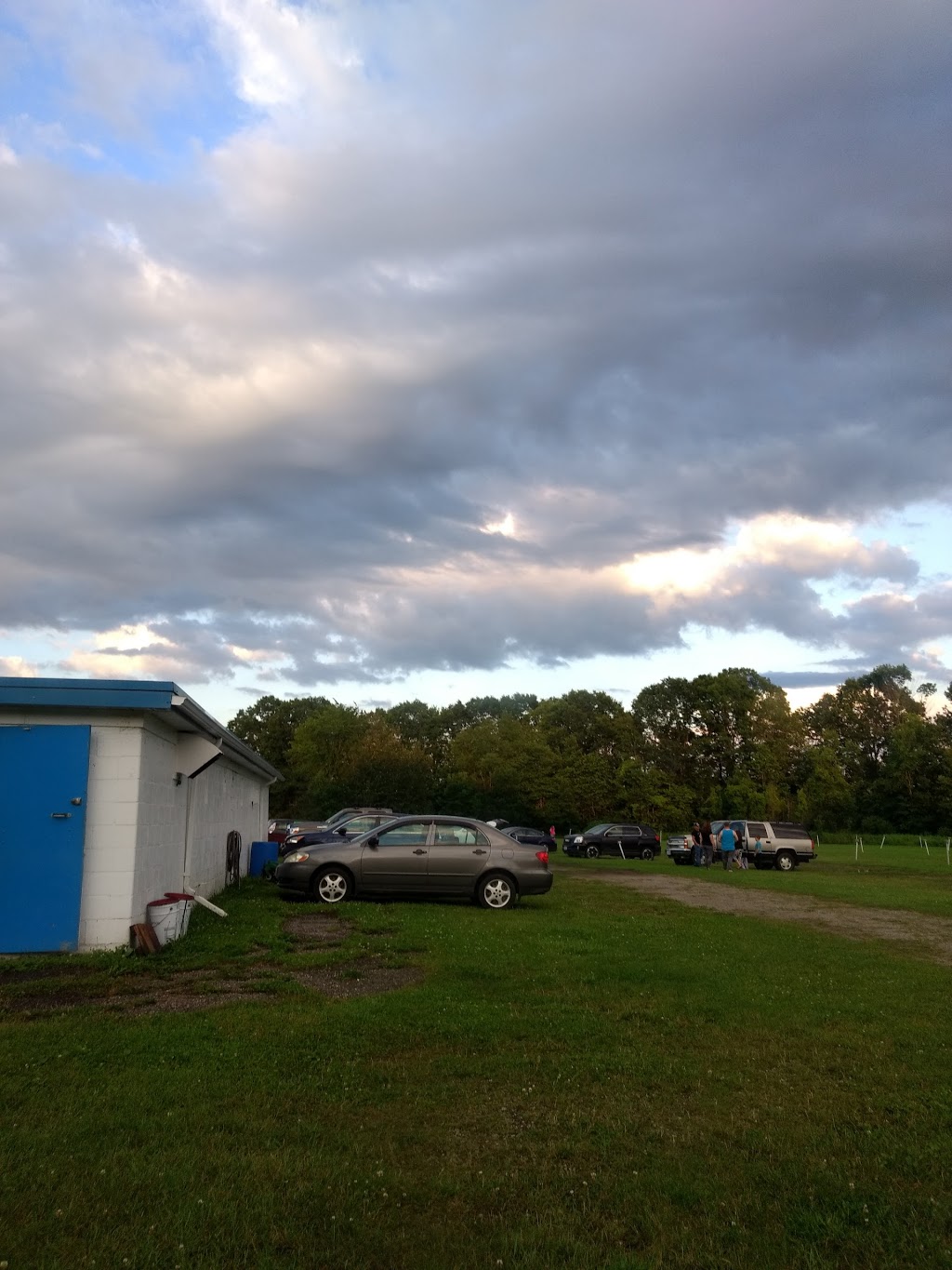 Midland Drive-In | 1299 The Angela Schmidt Foster Rd, Wyebridge, ON L0K 2E0, Canada | Phone: (705) 526-2411