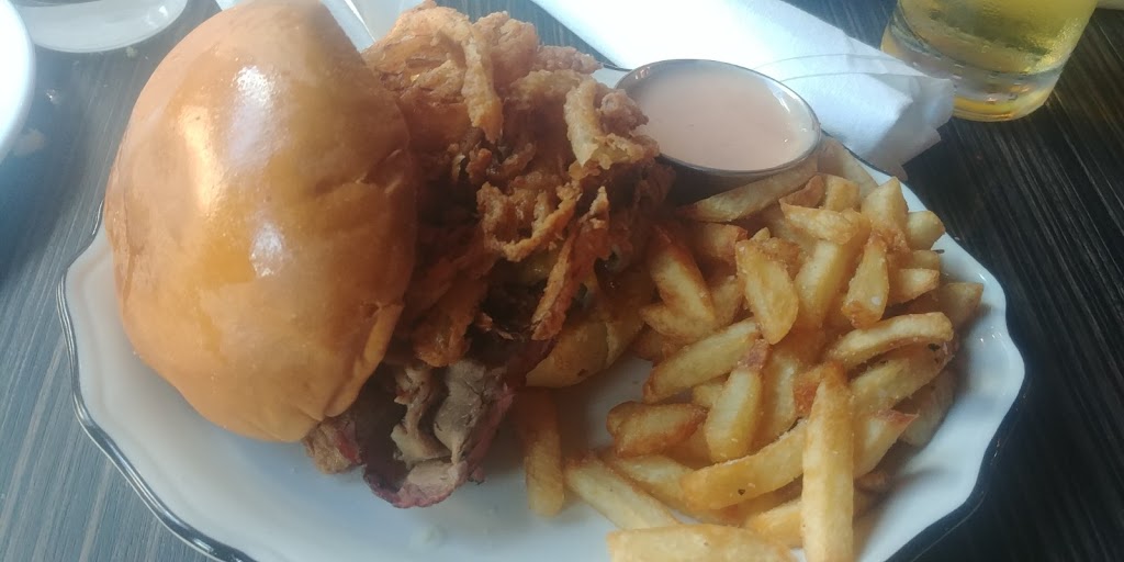 Handsome Devil Bistro | 146 Metcalfe St, Elora, ON N0B 1S0, Canada | Phone: (226) 384-1000