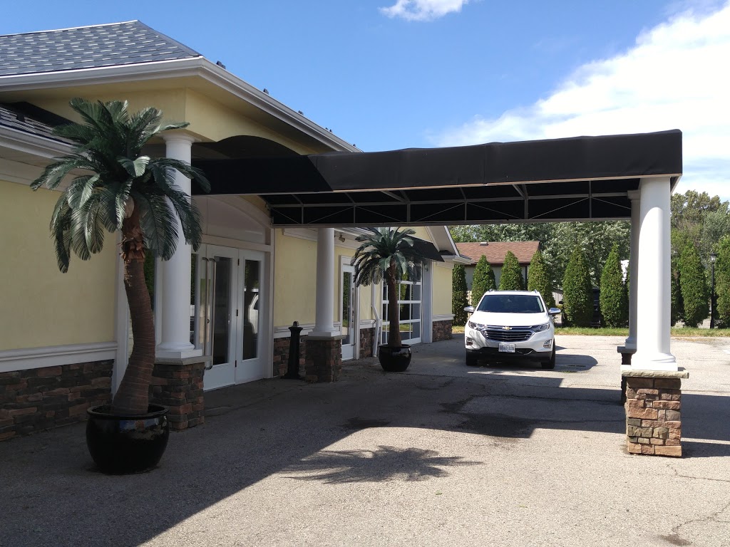 Bogeys Inn & Suites | 2845 St Clair Pkwy, Sombra, ON N0P 2H0, Canada | Phone: (519) 867-3999
