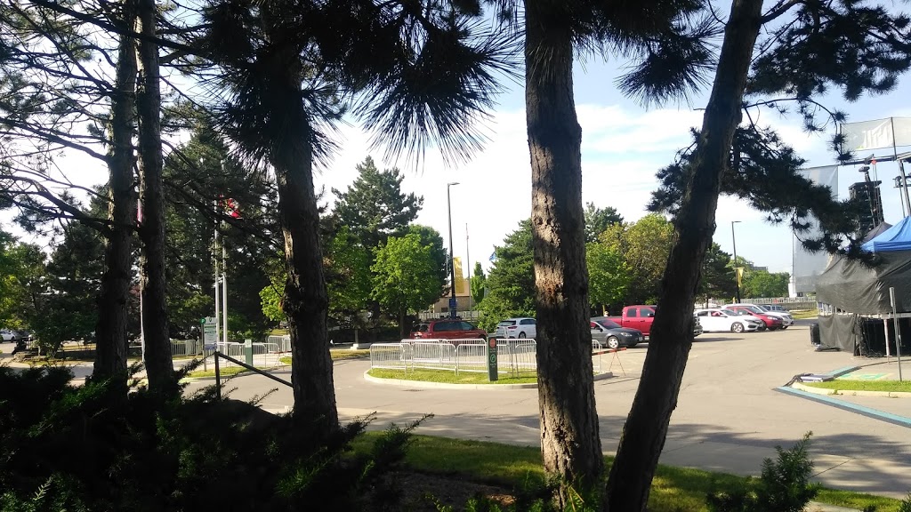 Waterloo City Hall | 100 Regina St S, Waterloo, ON N2J 4P9, Canada | Phone: (519) 886-1550