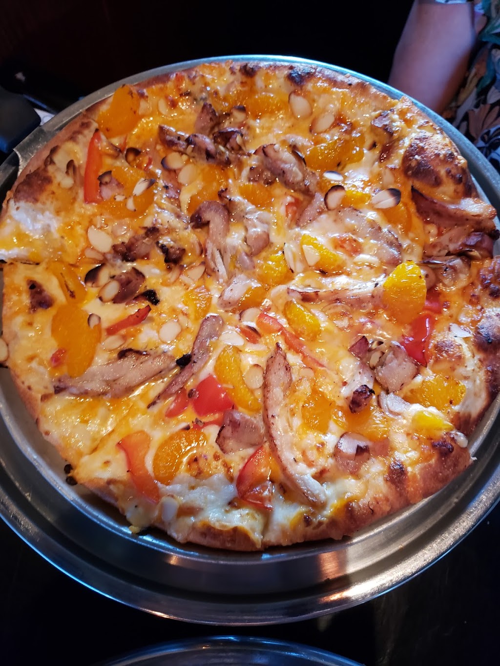 Brennivins Pizza Hus | 70 1 Ave, Gimli, MB R0C 1B0, Canada | Phone: (204) 642-5555
