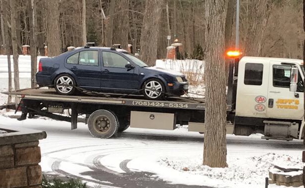 Jeffs 24 Hour Towing | 174 Mill St, Angus, ON L0M 1B2, Canada | Phone: (705) 424-5334