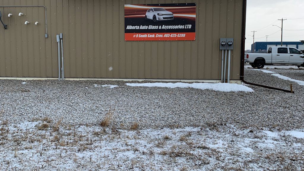 Alberta Auto Glass & Accessories LTD | 9 Saskatchewan Crescent, Claresholm, AB T0L 0T0, Canada | Phone: (403) 625-5288