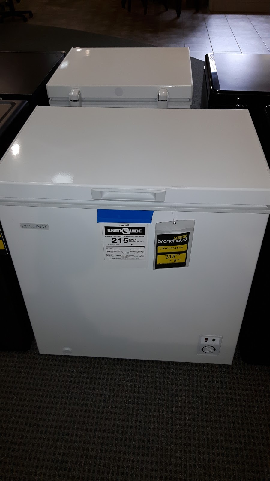 Branchaud Econo | 391 Avenue de Buckingham, Gatineau, QC J8L 2G8, Canada | Phone: (819) 281-2610