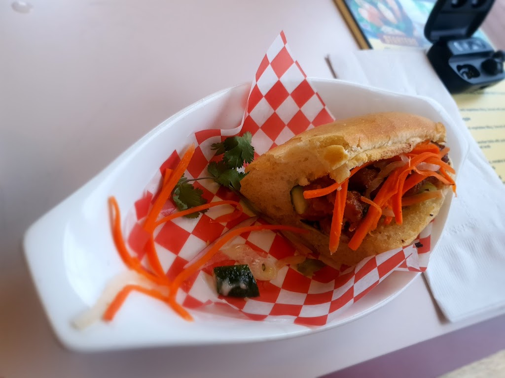 Mai Thi Restaurant | 19 Biggs Dr, Riverview, NB E1B 3Y8, Canada | Phone: (506) 204-7035