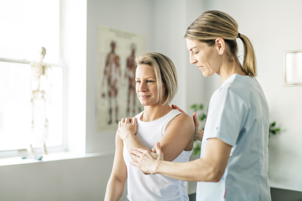 Brentwood Physiotherapy Clinic | 789 Northmount Dr NW, Calgary, AB T2L 0A1, Canada | Phone: (403) 282-8050