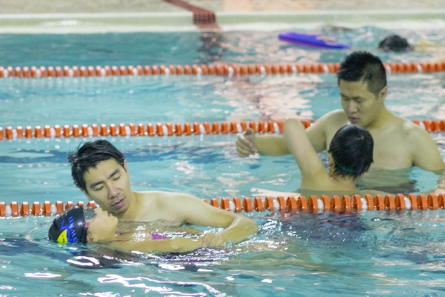 Chaco Swimming School | 200 Graydon Hall Dr, North York, ON M3A 3A6, Canada | Phone: (416) 554-1806