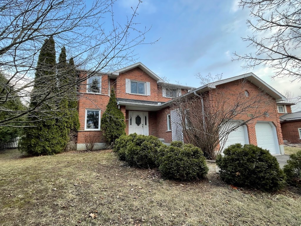 YourStudentRental | 3069 Jennifer Dr, Peterborough, ON K9L 1Y5, Canada | Phone: (647) 696-7135