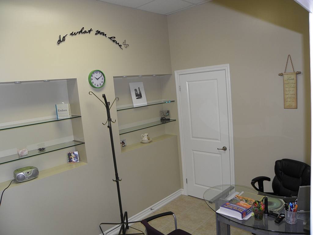 Avachi Touch Wellness Centre | 8 King St E Unit #2, Stoney Creek, ON L8G 1J8, Canada | Phone: (905) 664-2008