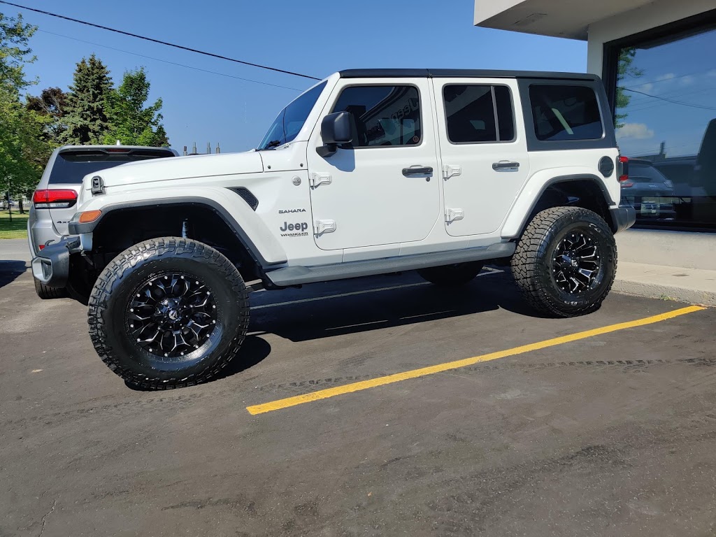 LAKERIDGE CHRYSLER | 152 Peter St, Port Hope, ON L1A 1C6, Canada | Phone: (905) 885-6550