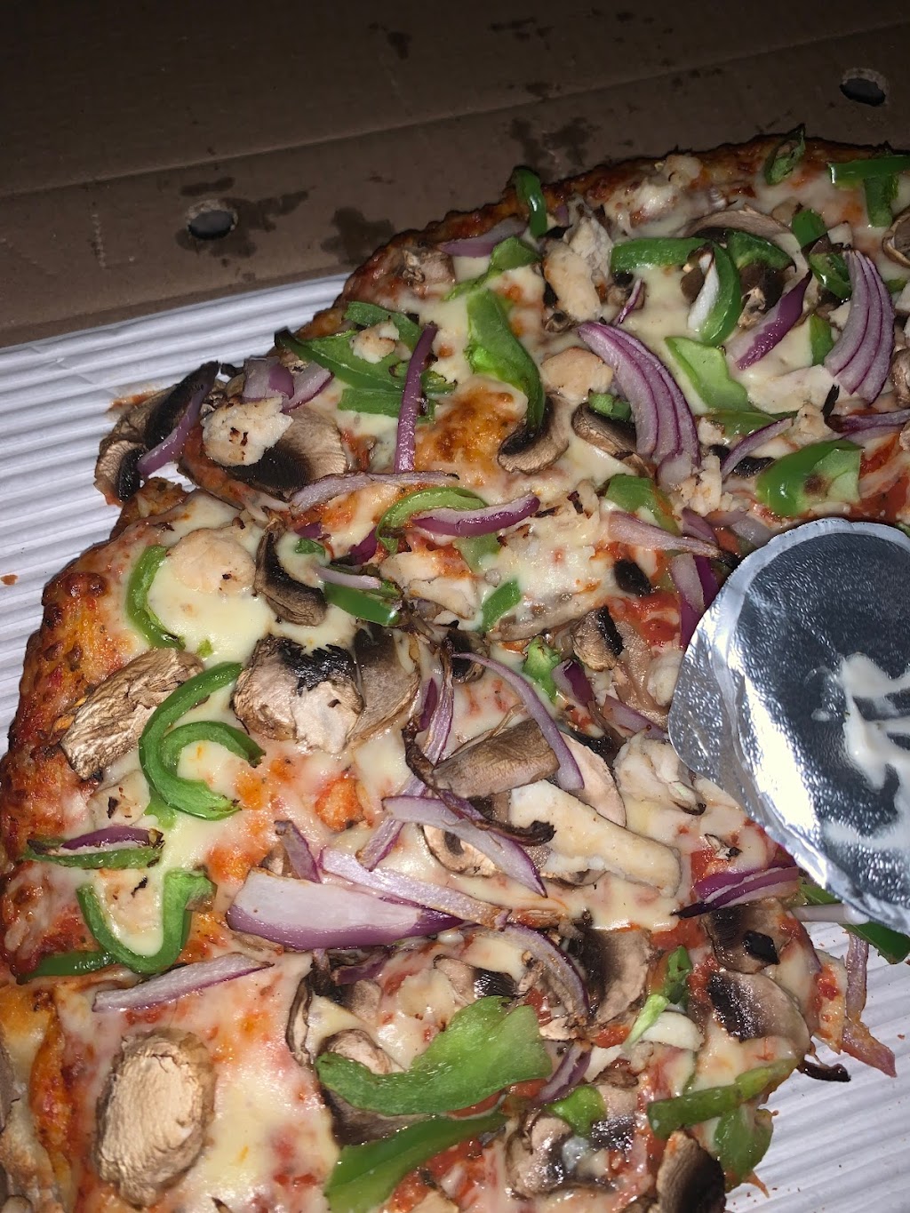 Pizza Pizza | 2230 McPhillips St, Winnipeg, MB R2V 3C8, Canada | Phone: (204) 957-1111