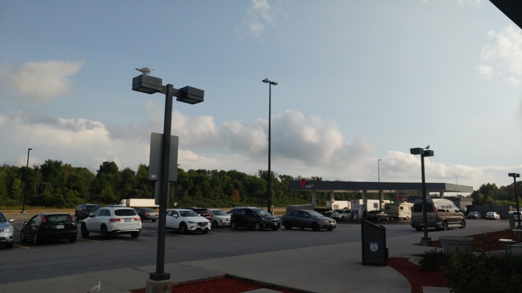 Canadian Tire Gas+ | 678 ON-401, Mallorytown, ON K0E 1R0, Canada | Phone: (613) 923-5778