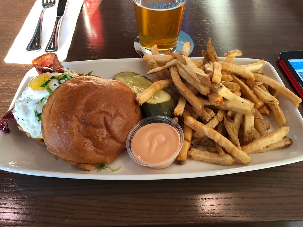 Delux Burger Bar | Edmonton International Airport, AB T0C 0V0, Canada | Phone: (587) 274-2757
